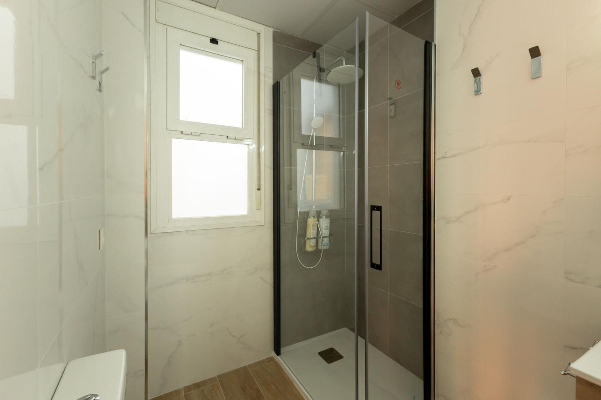 Charming 2 Bedroom Apartment At San Marcos Plaza By Ocityzen Севиля Екстериор снимка