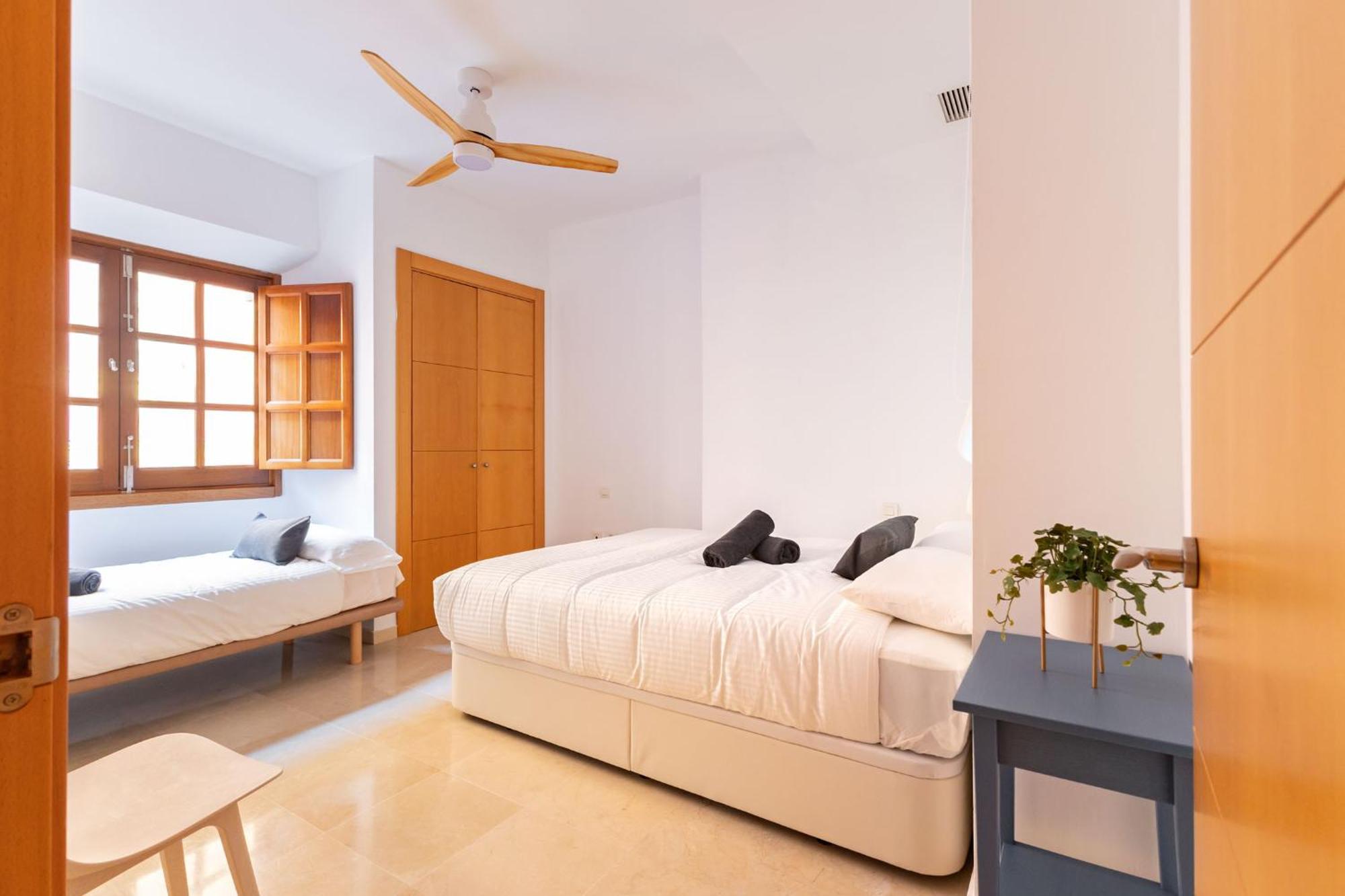 Charming 2 Bedroom Apartment At San Marcos Plaza By Ocityzen Севиля Екстериор снимка