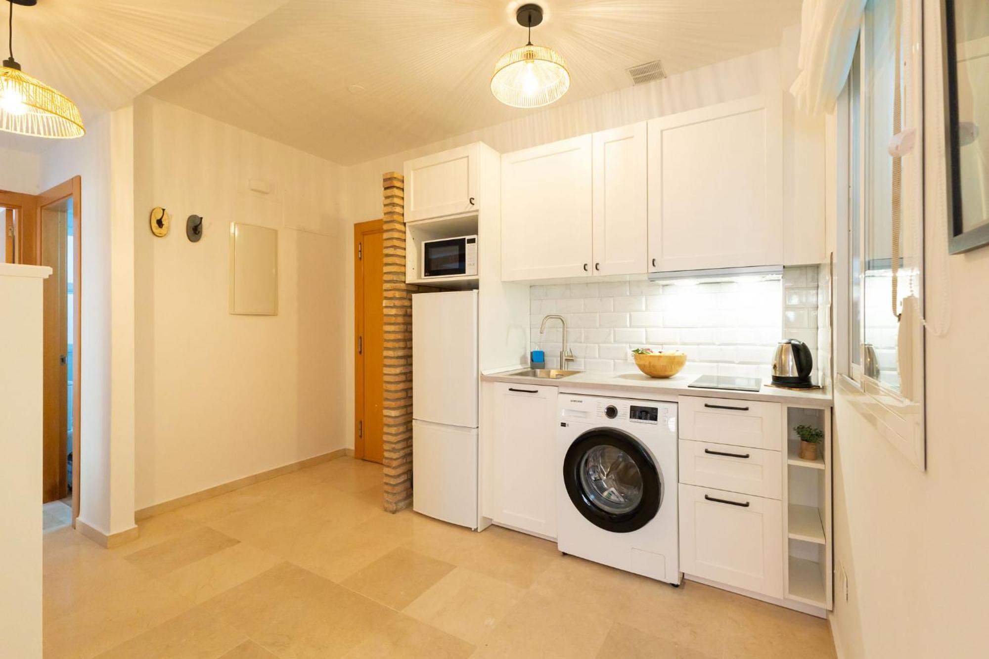 Charming 2 Bedroom Apartment At San Marcos Plaza By Ocityzen Севиля Екстериор снимка